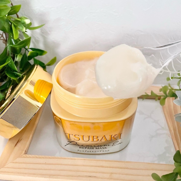 Изображение на МАСКА ЗА КОСА Shiseido Tsubaki Premium EX Repair Hair Mask 180г