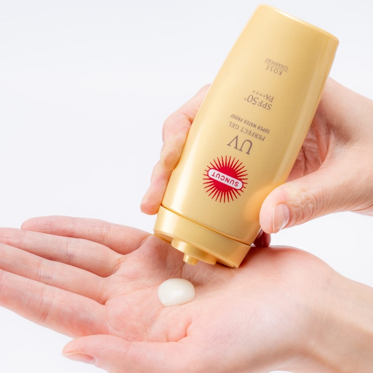 Изображение на СЛЪНЦЕЗАЩИТЕН ГЕЛ-КРЕМ KOSÉ Suncut Perfect UV Gel SPF 50+ PA++++ 80г