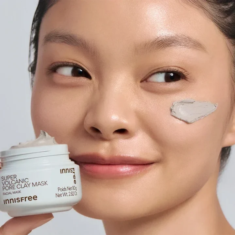 Изображение на МАСКА ЗА ПОРИТЕ С ВУЛКАНИЧНА ГЛИНА  Innisfree  Super Volcanic Pore Clay Mask 80g